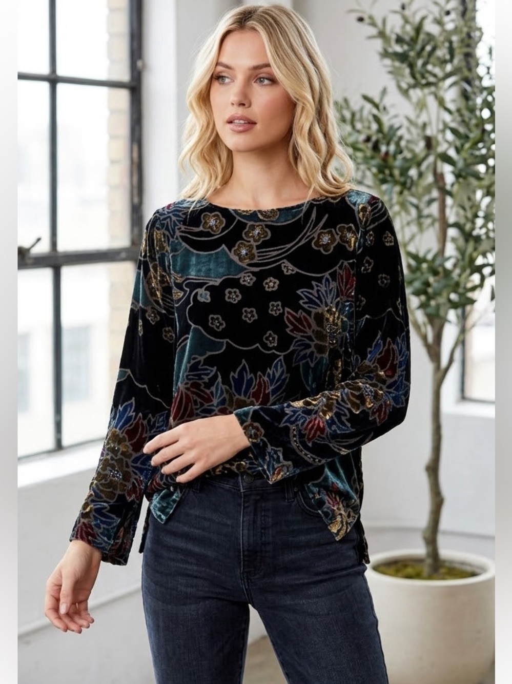 FROXX Burnout Velvet Pullover Rayon Silk Blouse Top Medium‎